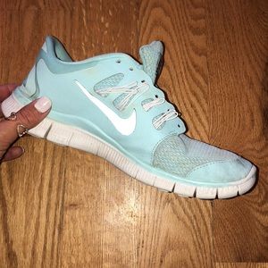 Women’s Nike Shows Blue Size 7.5
